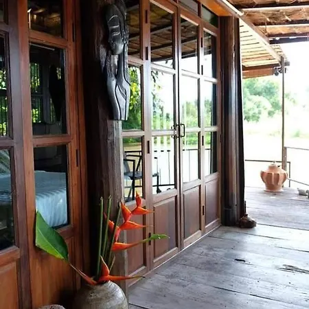 Rustic​ Charm​ Suphan​ Ban Tha Pong Exterior photo