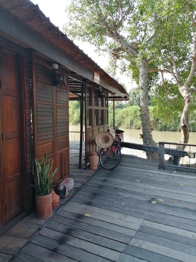 Rustic​ Charm​ Suphan​ *