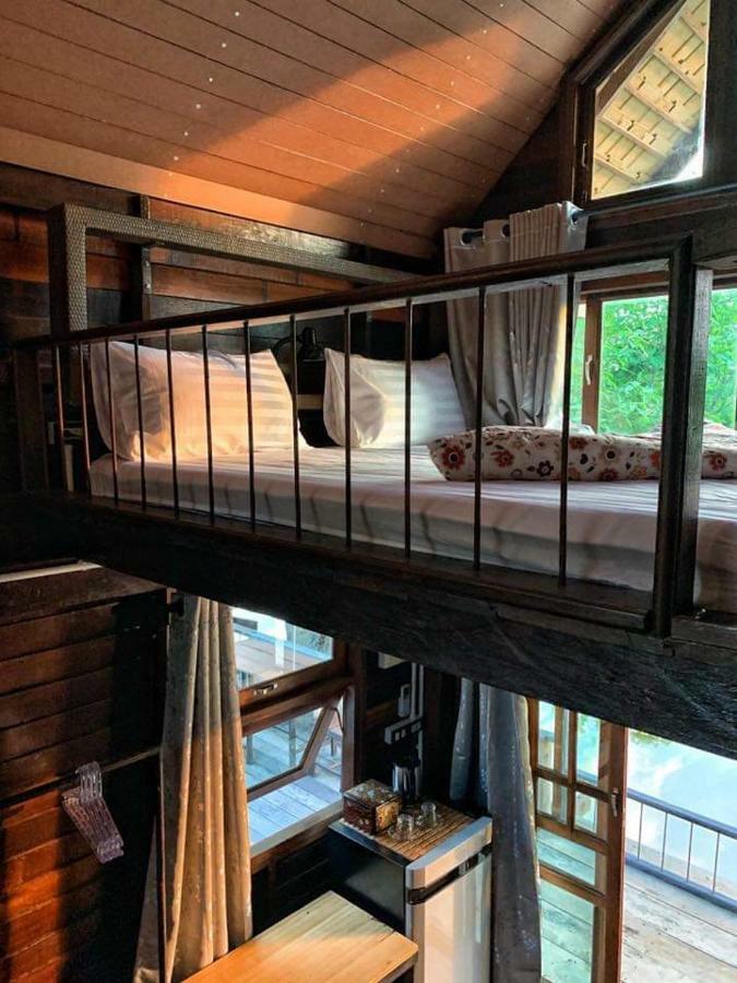 Rustic​ Charm​ Suphan​ * Ban Tha Pong