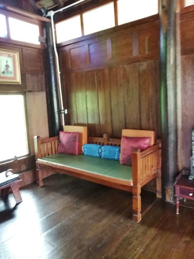 Chalet Rustic​ Charm​ Suphan​ Ban Tha Pong